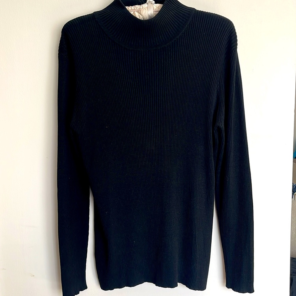 Nordstrom 100% Silk Black Ribbed Turtleneck Sweater Top long sleeves